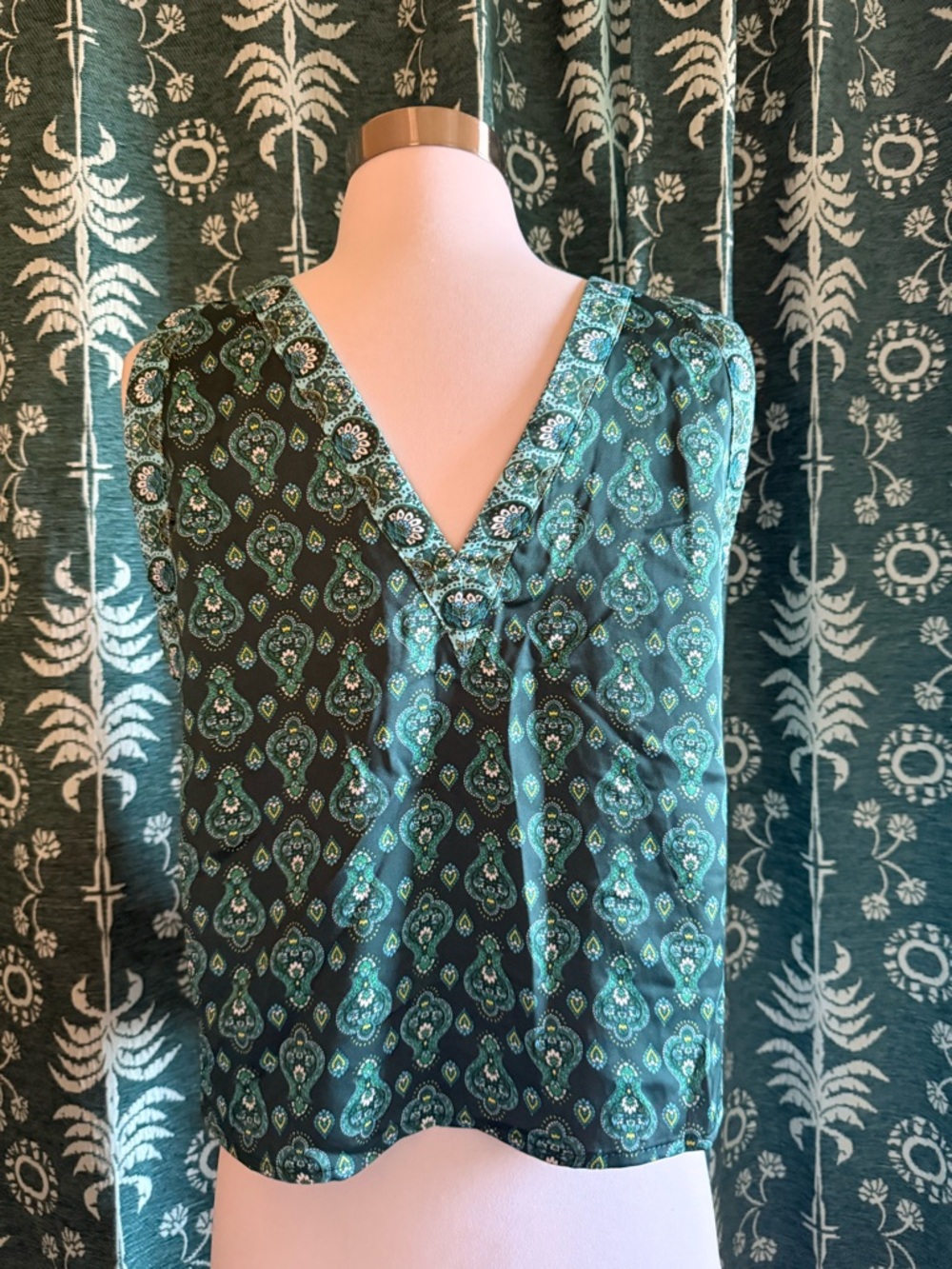 Loft Green Blue Paisley Floral Border Print Sleeveless Tie Waist Blouse Sz S NWT - Picture 6 of 6